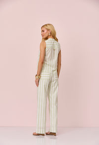 Conjunto Lais